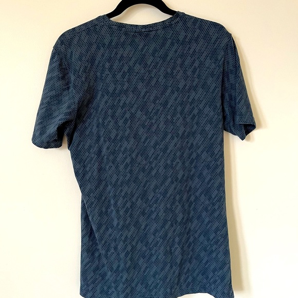 Gymshark Men’s Teal Critical Regular Fit Workout Tee Size Medium - Picture 7 of 8